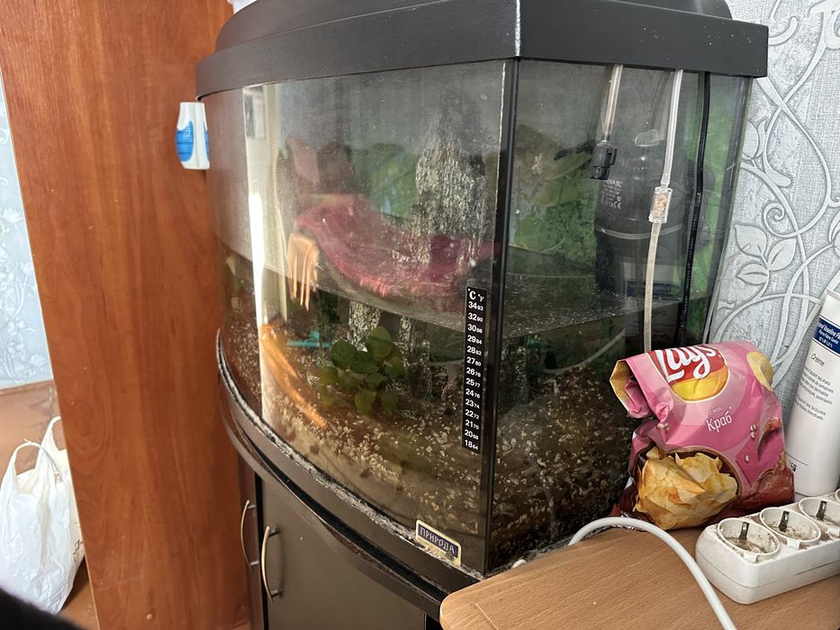 Продам акваріум для рибок на 120 літрів