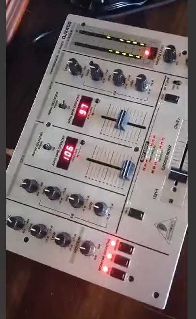 Behringer PRO DJX400 DJ Mixer - 2 Channel Mixing Console64586349357826121