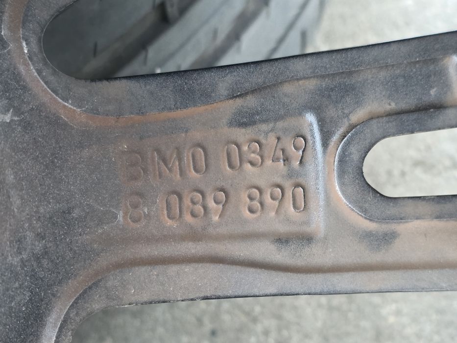 Jantes BMW 18" Pack M Serie 3 G20 G21 com pneus 225.45.18 + 255.40.18