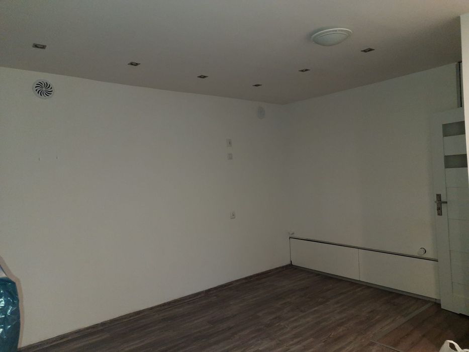 Wynajmę pawilon handlowy.