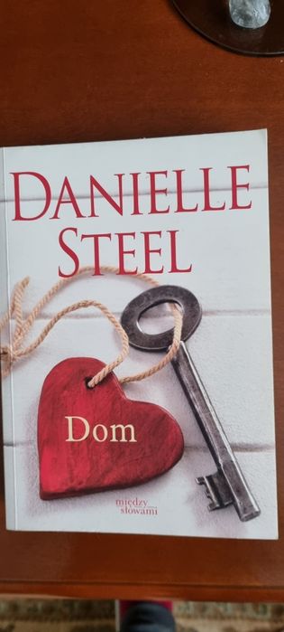 Dom Danielle Steel obyczajowa