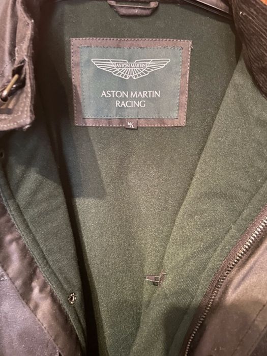 Parka Aston Martin como nova
