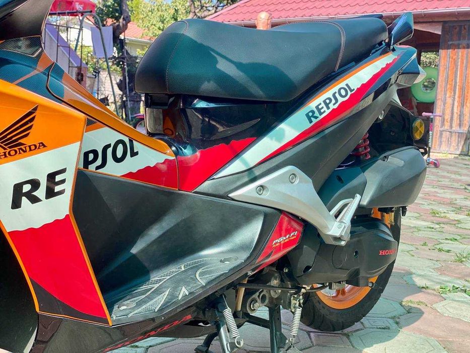 ЭКСКЛЮЗИВНЫЙ! Скутер HONDA TARAN IS 110 / мопед 2012г