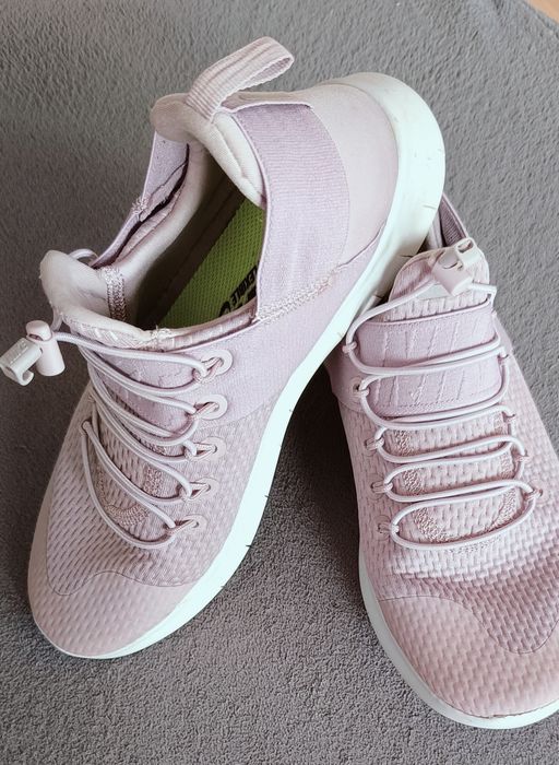 Sprzedam buty sportowe