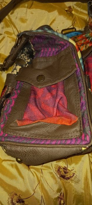 Mala/Bolsa tiracolo, e alças de mão - Desigual