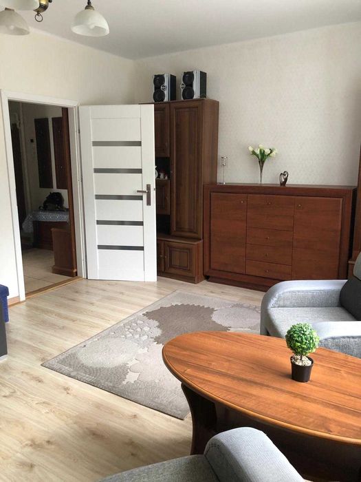 do wynajęcia duże mieszkanie jednopokojowe w Oświęcimiu