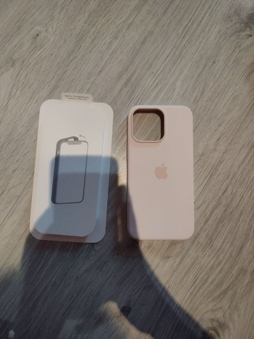 Чохол на телефон ( Iphone 15 pro max)