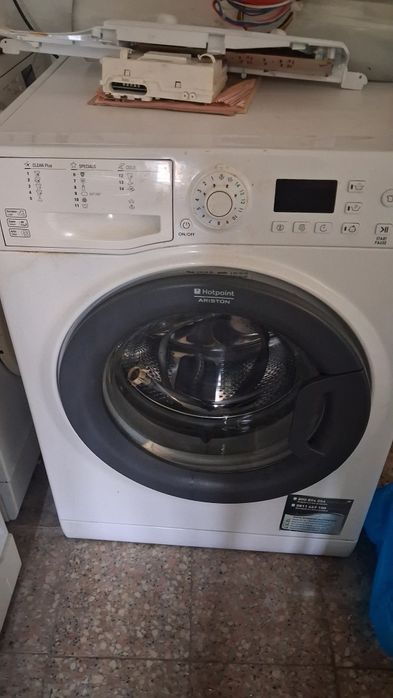 Maquina de lavar roupa Ariston 8kg