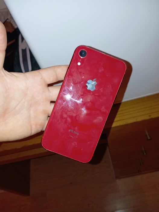 iPhone XR red  64 vendo por não utilizar