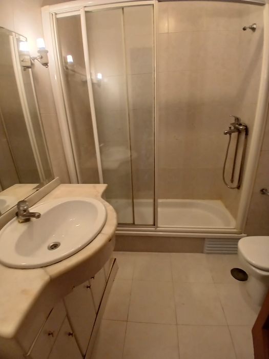 Suite com 20m- Fermando Namora