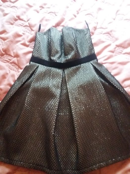 Elegancka sukienka