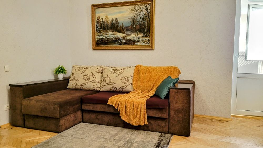 Посуточно.Подобово 2ком  м. Теремки, ТРЦ  Магелан