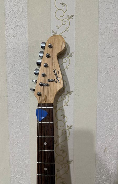 Електрогітара Squier by Fnder Bullet Strat
