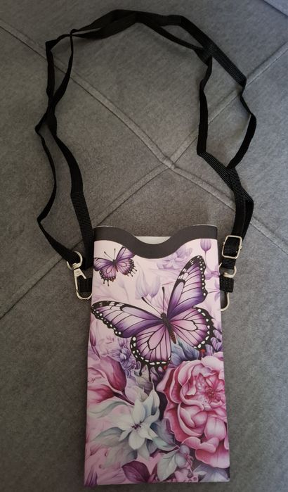 Etui na telefon ,okulary Nowe piekne motyle 17x10