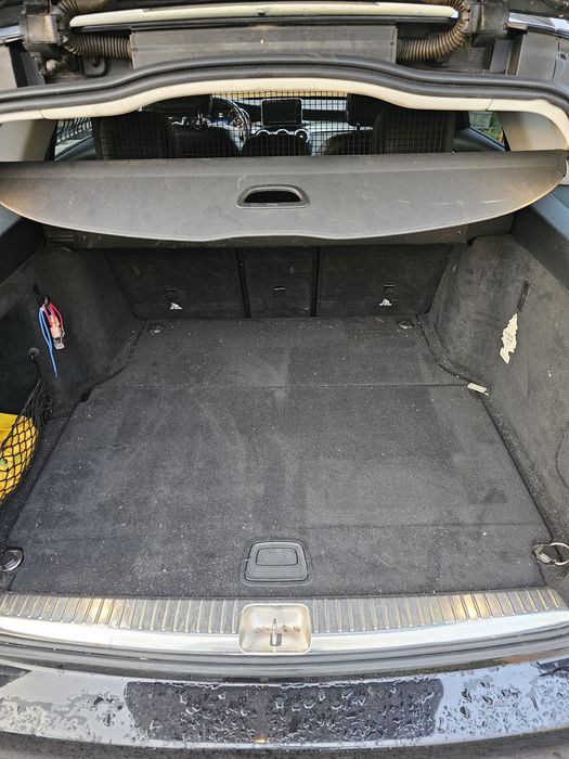 Mercedes w205 1.6 d 2015r  136 koni 7 biegów automat