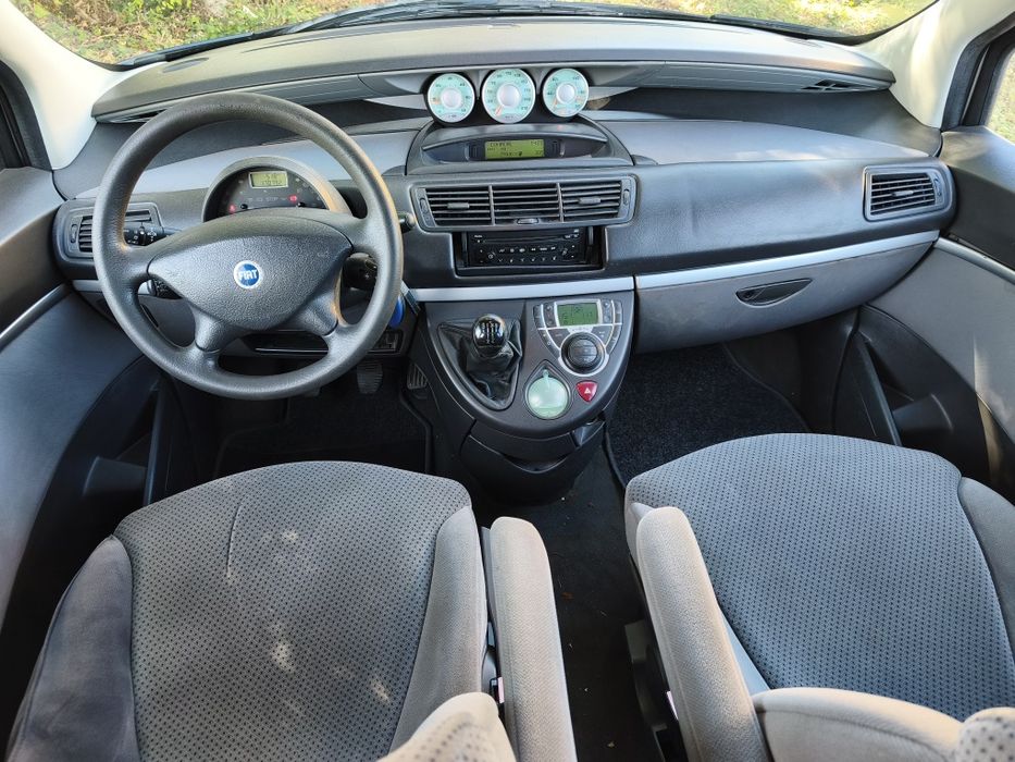 Fiat Ulysse 2.0 JTD  7 lugares — photo 3
