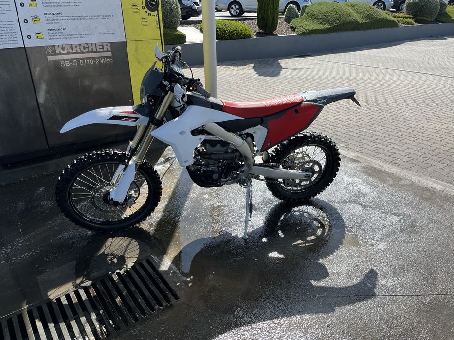 Vendo FANTIC XEF 250cc – 2022 - Matriculada