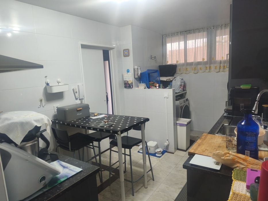 T3  duplex junto ao metro  matosinhos