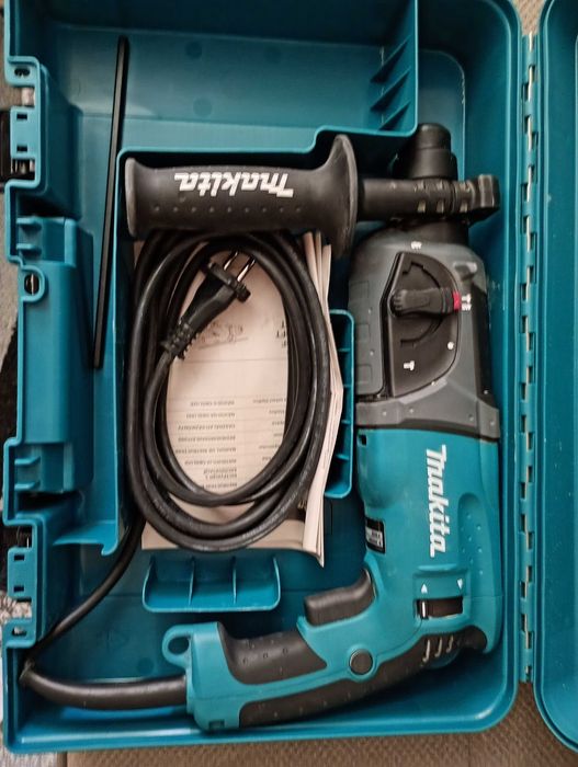 Młotowiertarka MAKITA HR 2470 780W