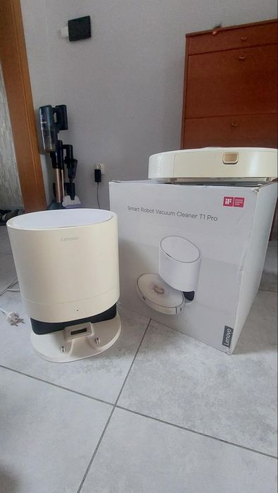 Robot sprzątający Lenovo