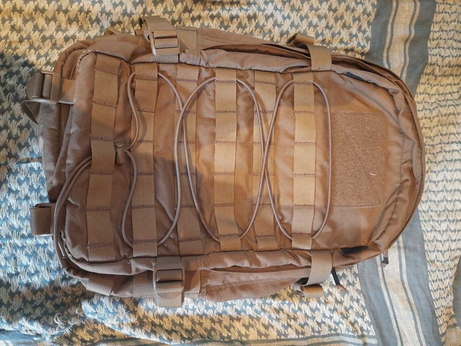 AIRSOFT - HELIKON chestrig + RACCOON Mk2® Backpack e extras