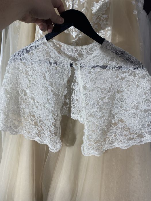 Весільні шубки, балеро, фати