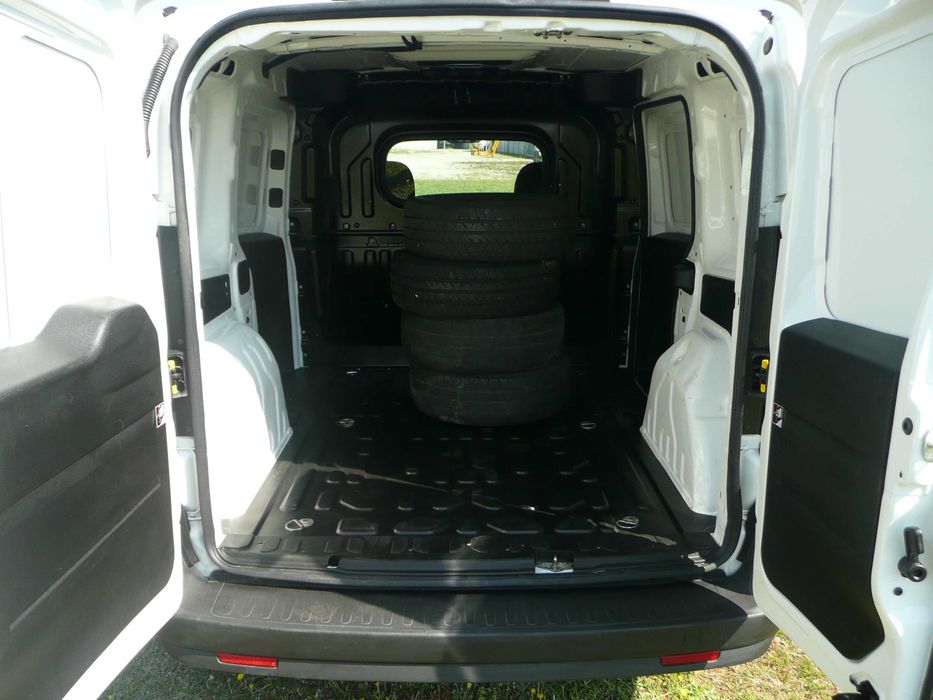 Opel Combo chłodnia 1.3d 2016r.