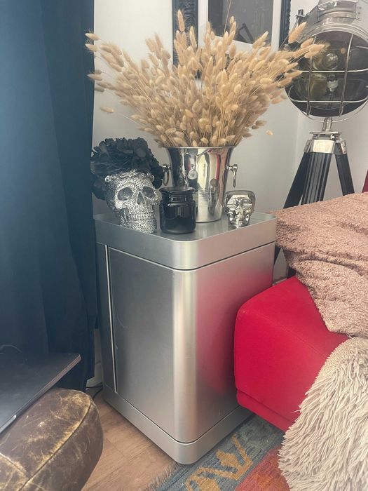 Móvel com rodas da Desalto – Alumínio