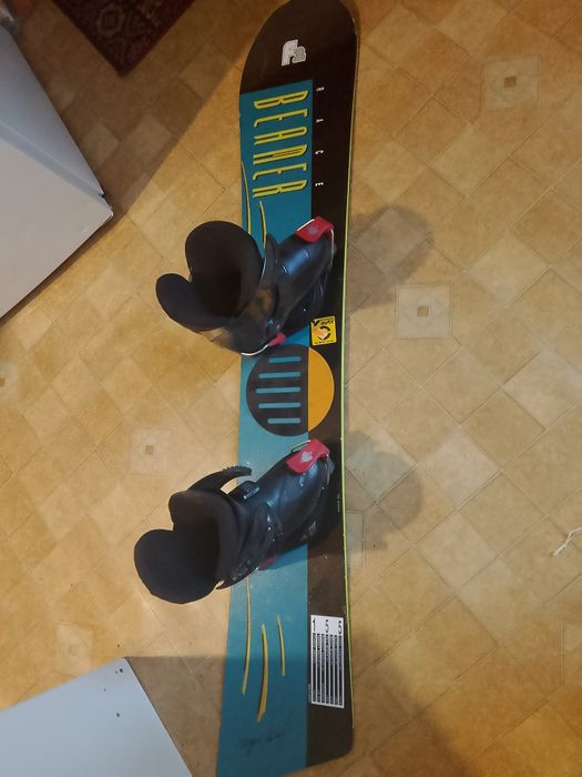 Deska snowboardowa  Burton w dobrym stanie.