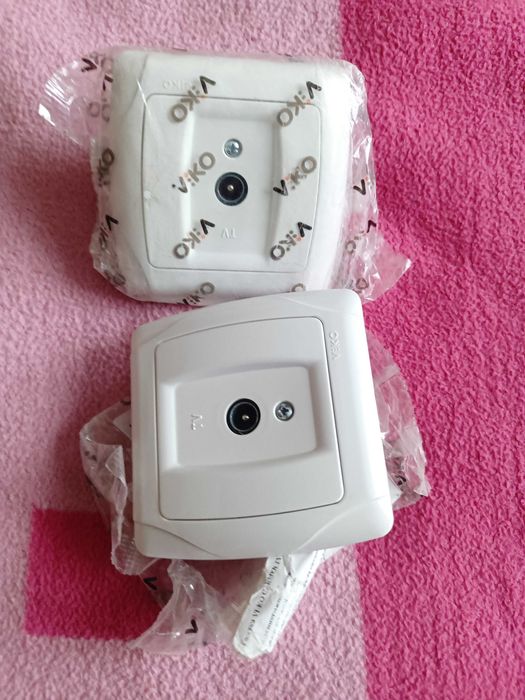 розетка інтернет телебачення VIKO на фото