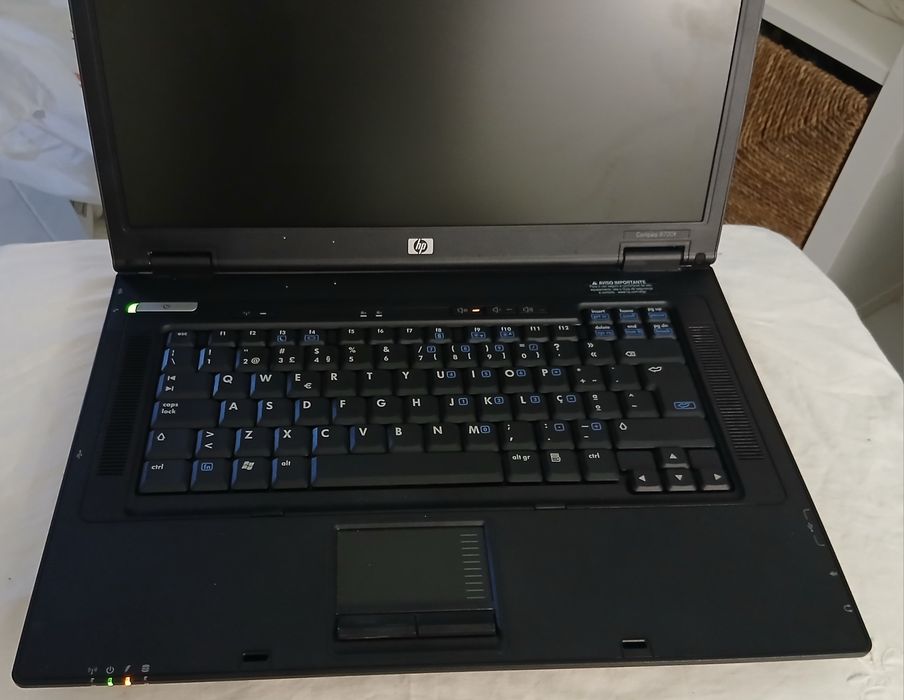 Portatil HP Compaq 6720t só Acende a Bord sem Disco e Carregador