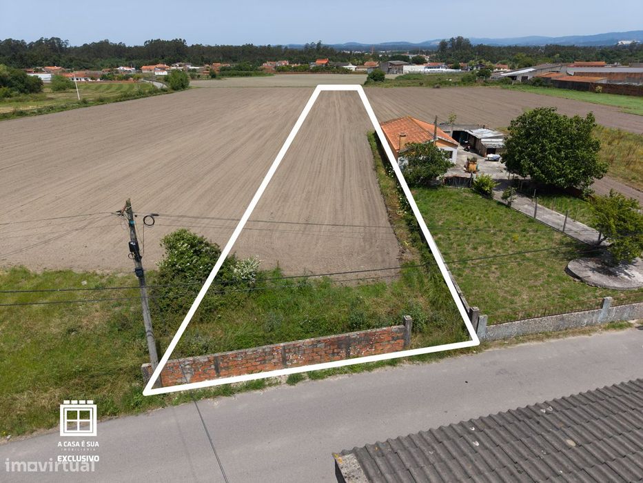 Terreno com 2.050m2 em Pardilhó - Exclusivo