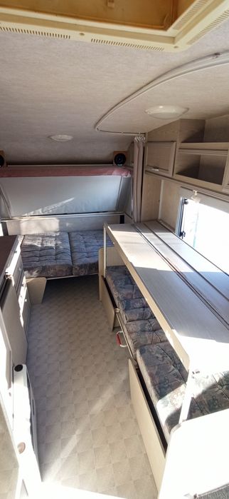 Кемпер, автодом, причіп дача.