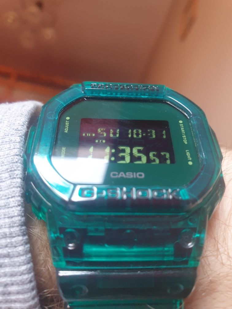 casio g shock dw5600sb 3