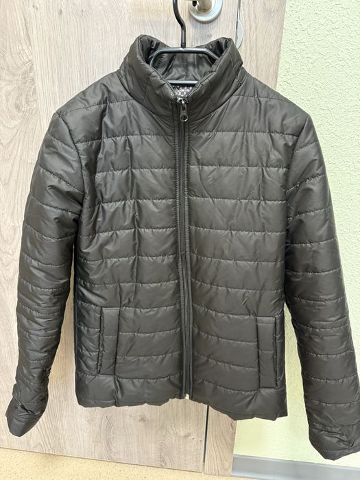 Продам куртку на осінь, р. М