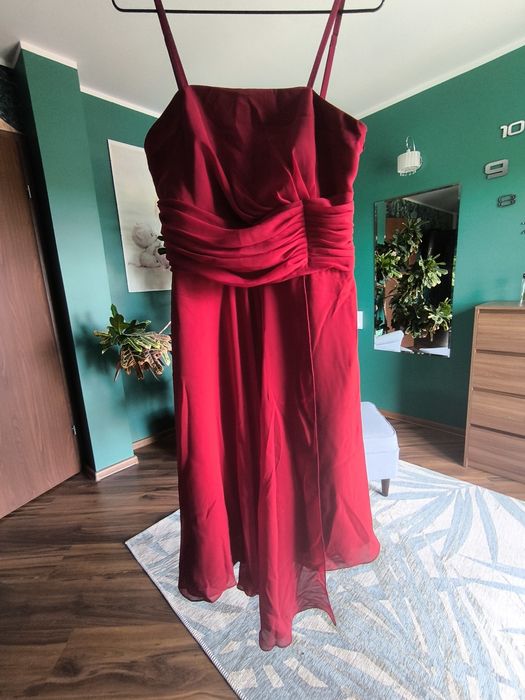 Elegancka sukienka czerwień rozmiar 38