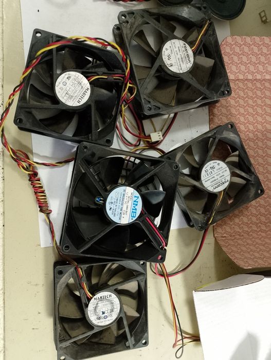 Оперативная память  SDRAM PC133 - 256 MB.