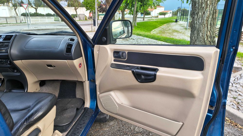 Nissan Terrano II