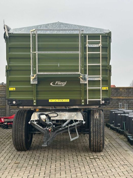 Przyczepa rolnicza Fliegl DK 180