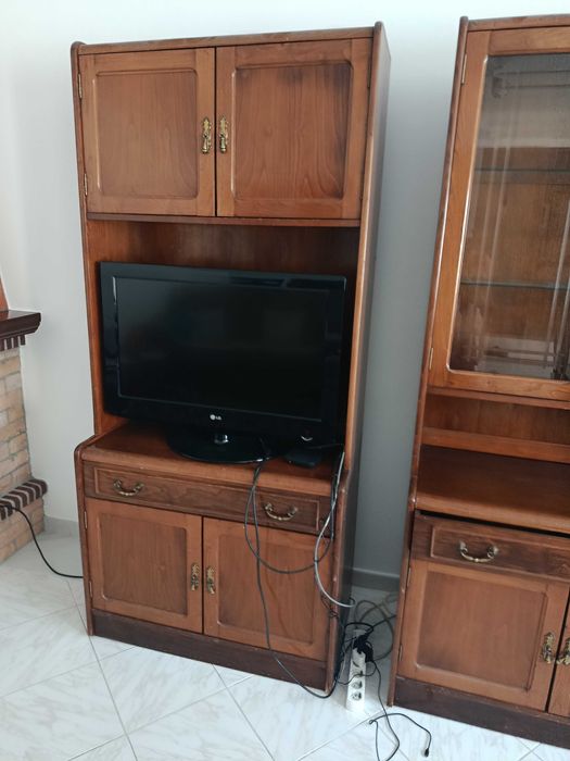 Móvel de sala em bom estado