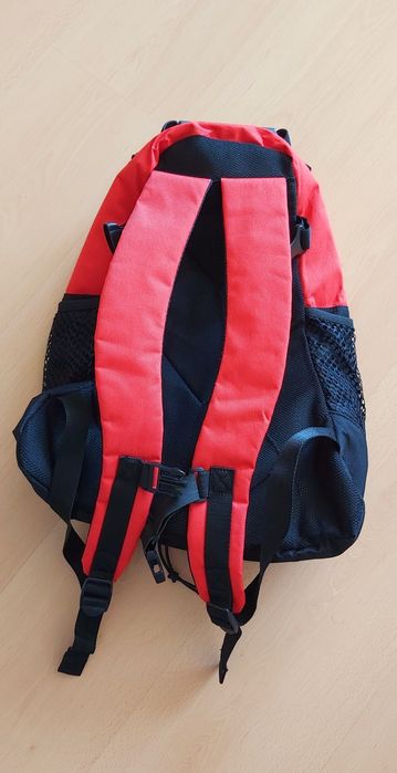 Mochila " Vermelho e Preto "