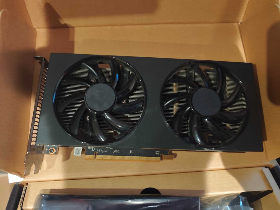 AMD Radeon RX 5700 XT 8GB GDDR6