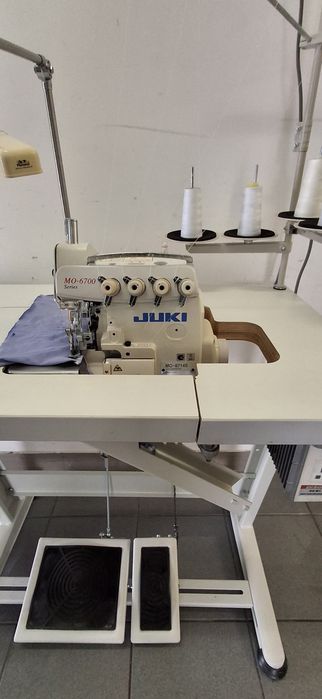Overlock JUKI MO 6714S- maszyna szwalnicza, owerlok,230V.