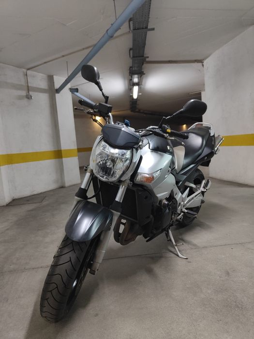 Suzuki GSR 650 Ano 2007