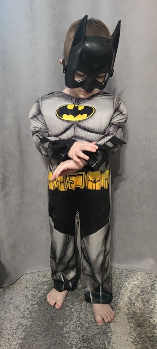 Зіркові війни, людина павук, залізна, Маршал, Бетмен, халк