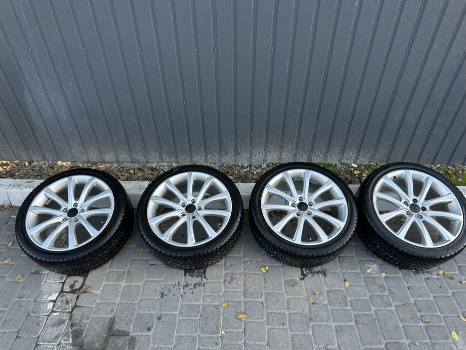 Диск Oxxo Liberty (OX17) W8.0 R19 PCD5x112 ET45 DIA57.1 Silver