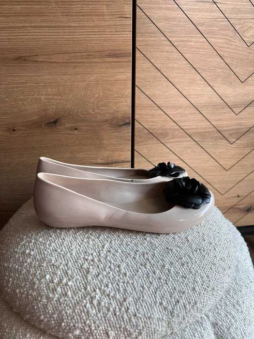 Mel by Melissa pudrowe balerinki rozmiar 38