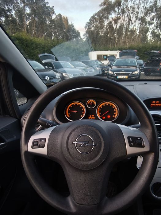 Opel Corsa — fotografia 8