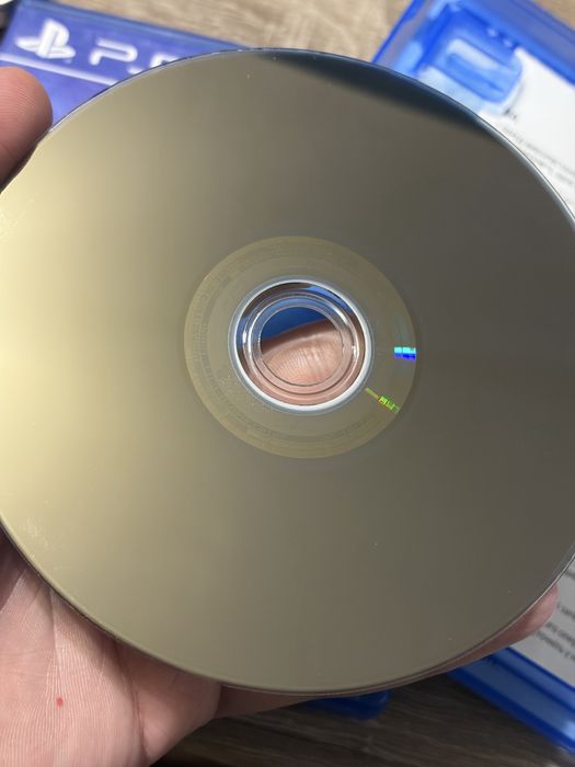 Продам  диски на ps5  horizon 1/2 частина