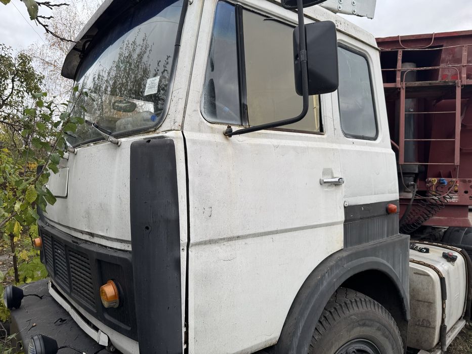 Продам вантажний тягач Маз 54323 з напівпричіпом Н/Пр-самоскид
